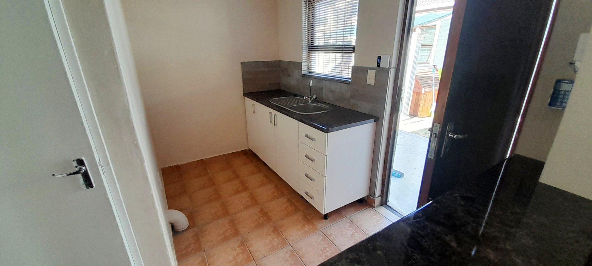 To Let 1 Bedroom Property for Rent in St Dumas Western Cape